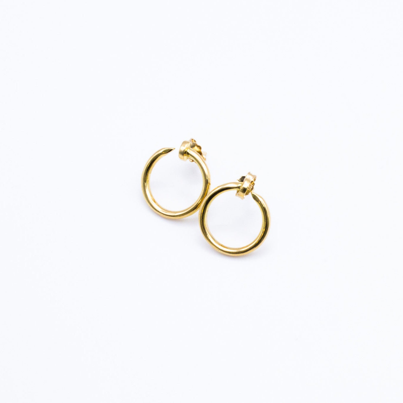 Sleek Screw in 18K