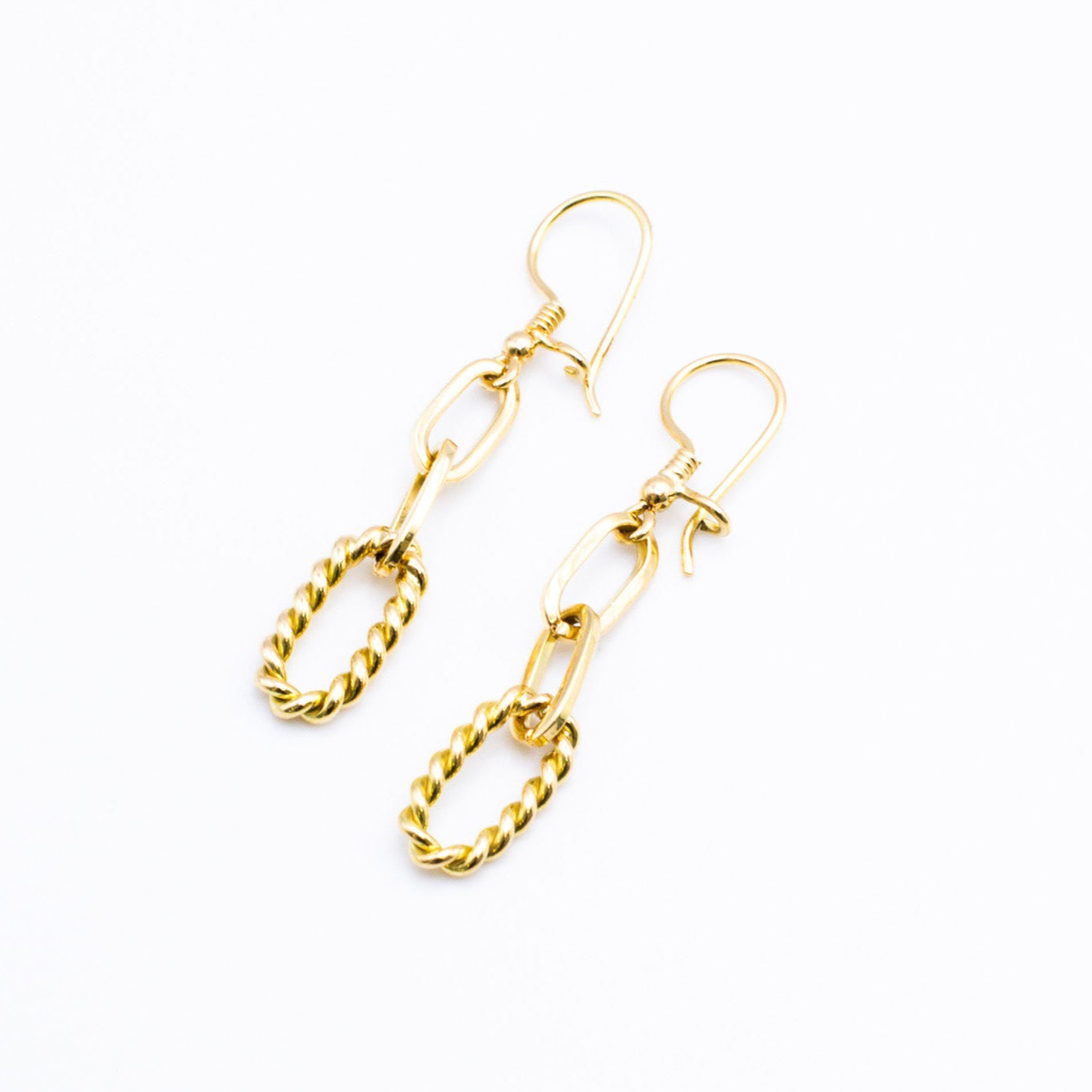 Croissant Link Dangles in 18K