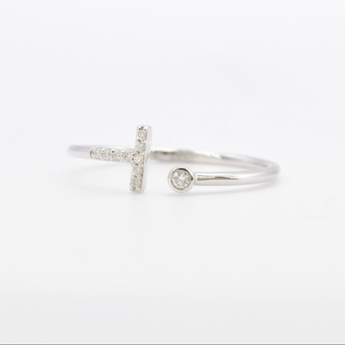 14K Natural Diamonds Ring.