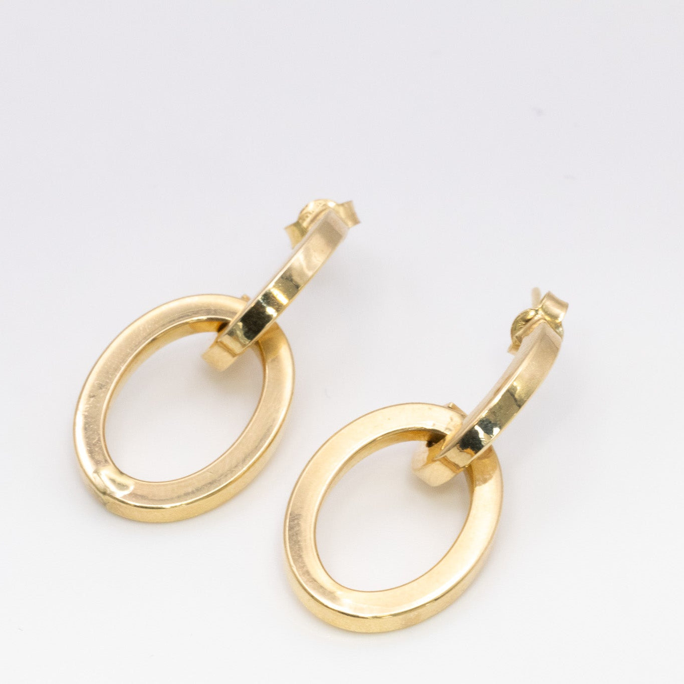 Classic Oval Link Earrings – Solid 18K Gold