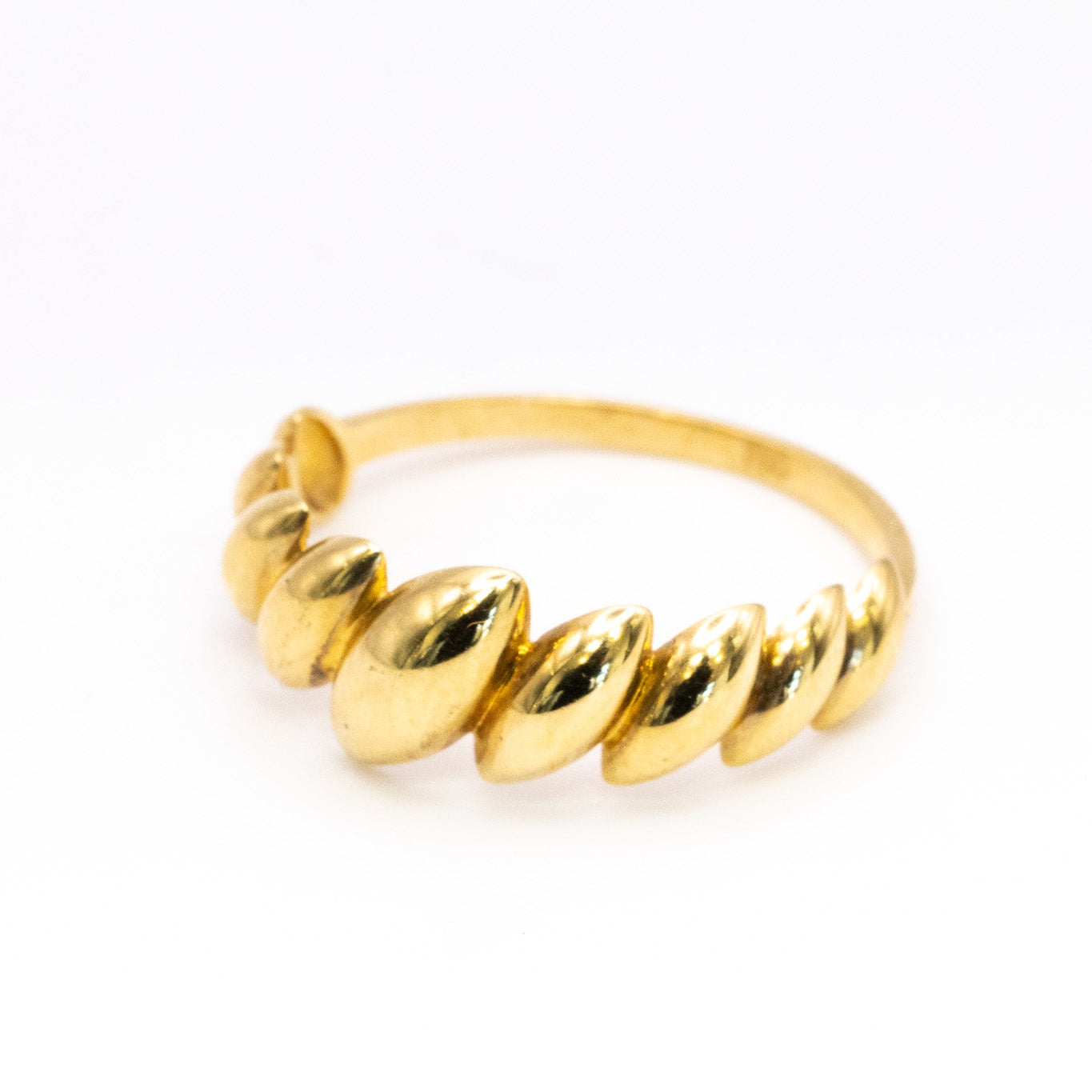Helix Oval Ring – 18K Gold