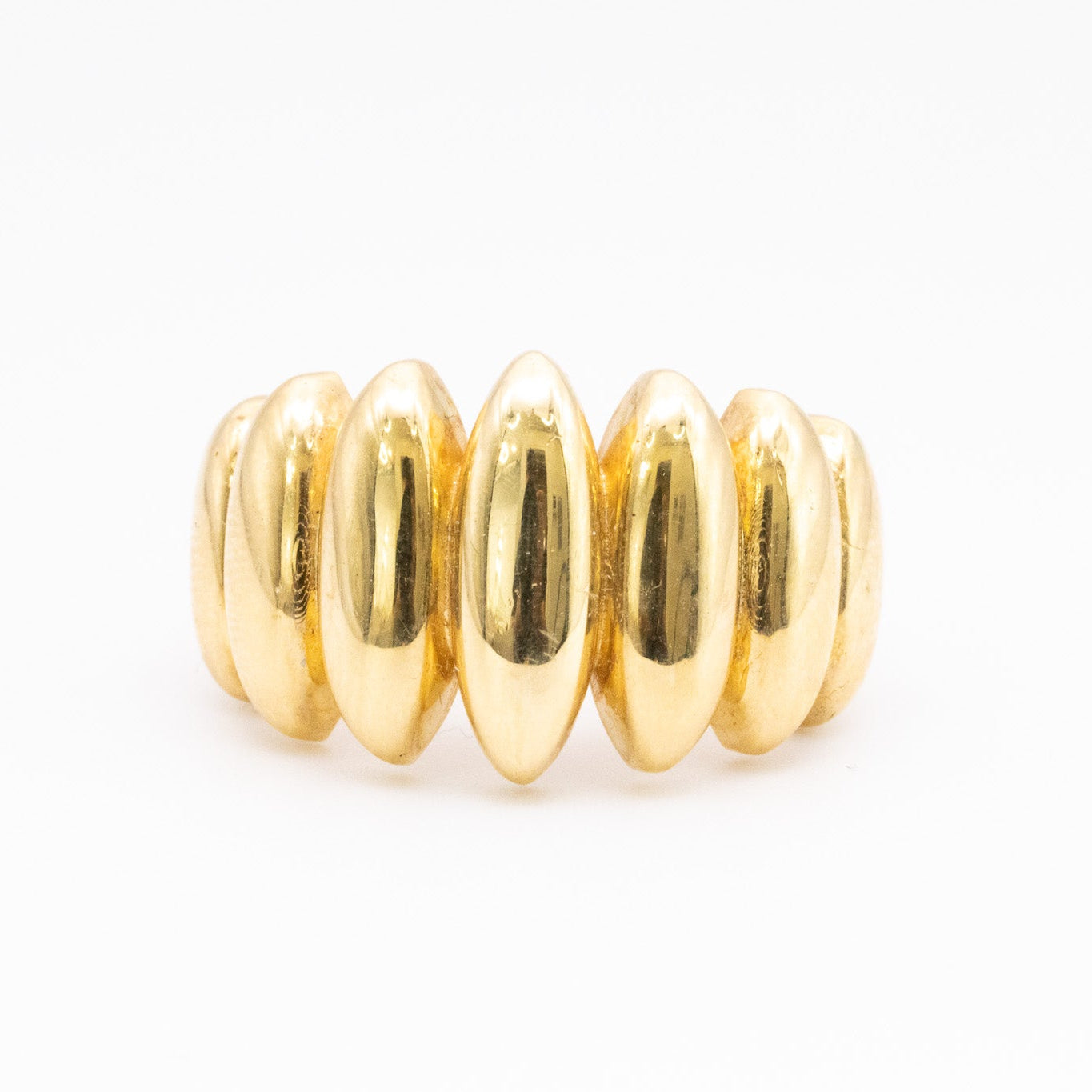 18k Ribbed Dome Band Ring