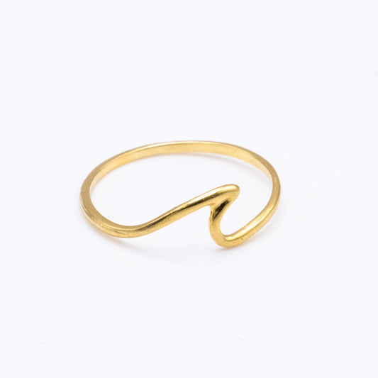 Pointy Ring in 18K