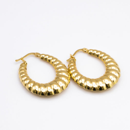 Croissant Hoop Earrings in 18K