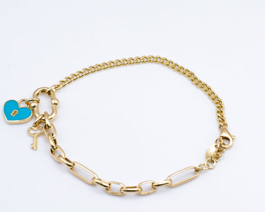 Heart and Key in 18K Gold