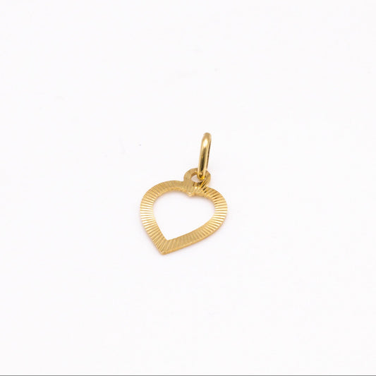 Heart Charm for Pendant in 18K