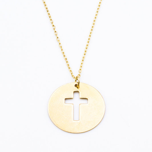 Cross Pendant in 18K Gold.