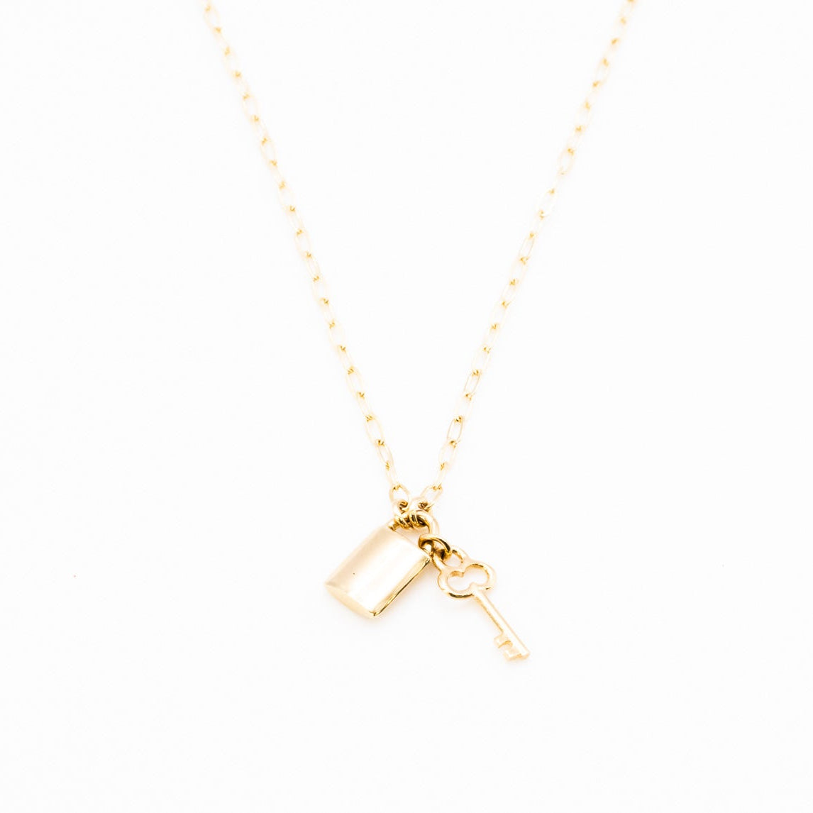 18 K Love Lock Pendant