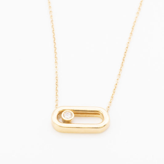 18K Dancing Oval Pendant