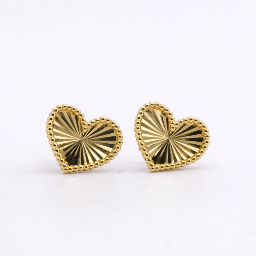 14K Yellow Gold Heart Stud Earrings – Sunburst Engraved Beaded Edg