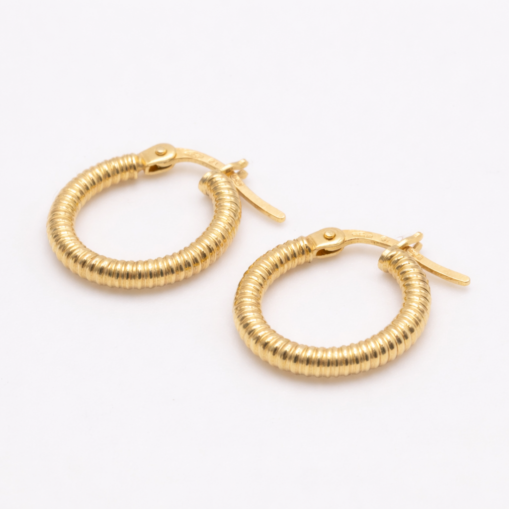 18K Yellow Gold Ribbed Hoop Earrings