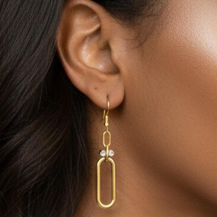 Golden Dangles in 18K