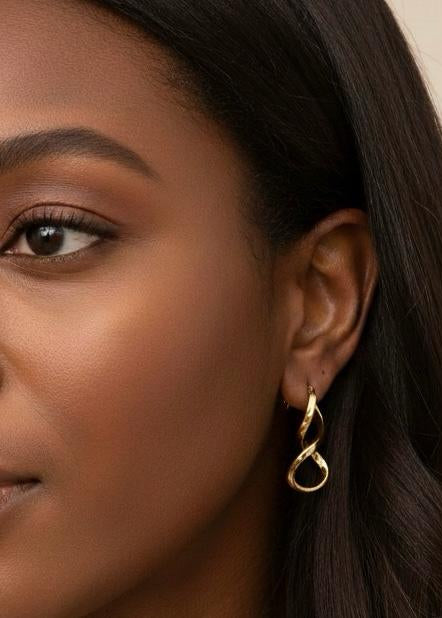L'autre Earrings in 18K